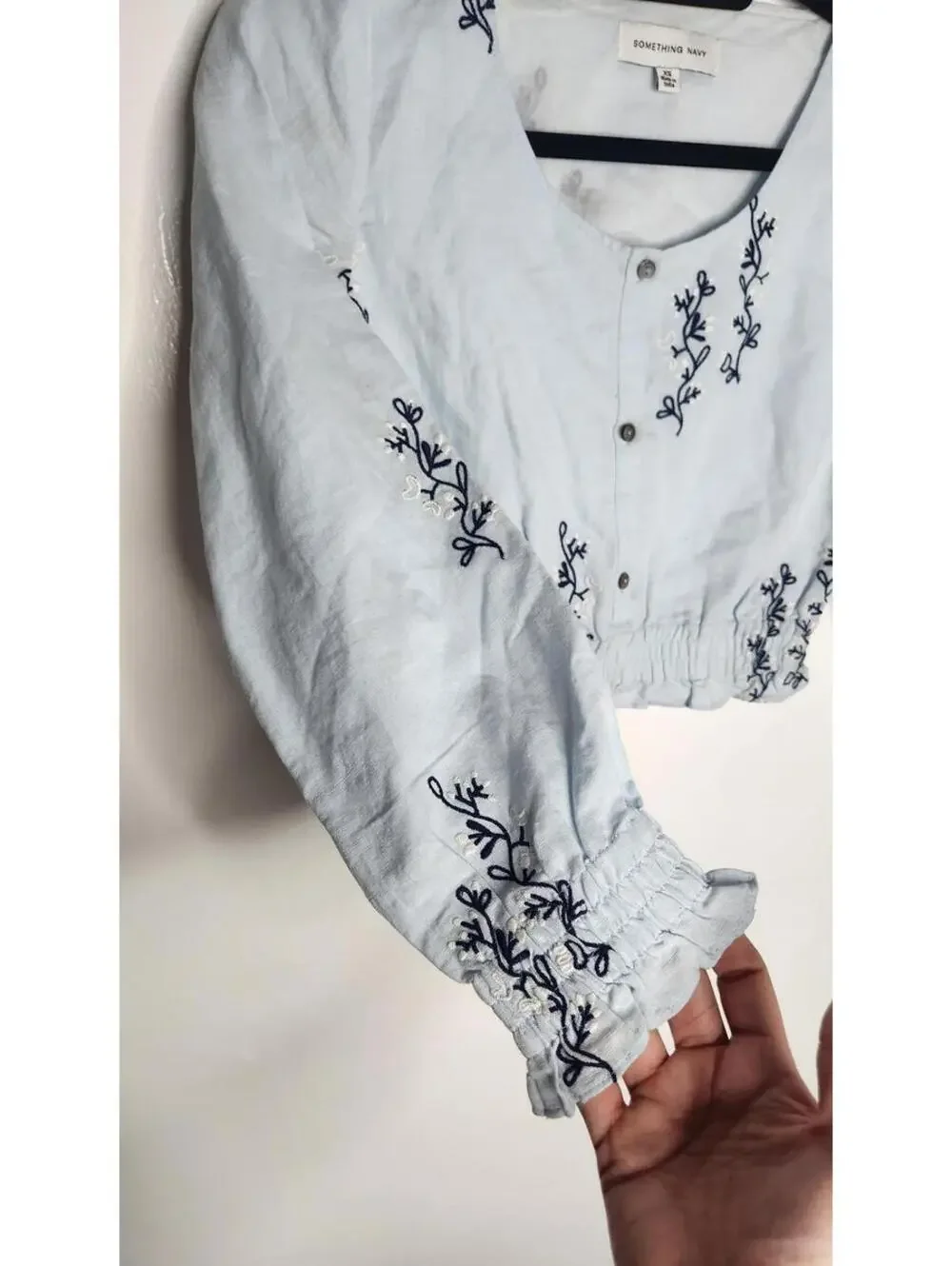 Something Navy Shirt Womens XS Blue Linen Cotton Embroidered Crop Blouse Top